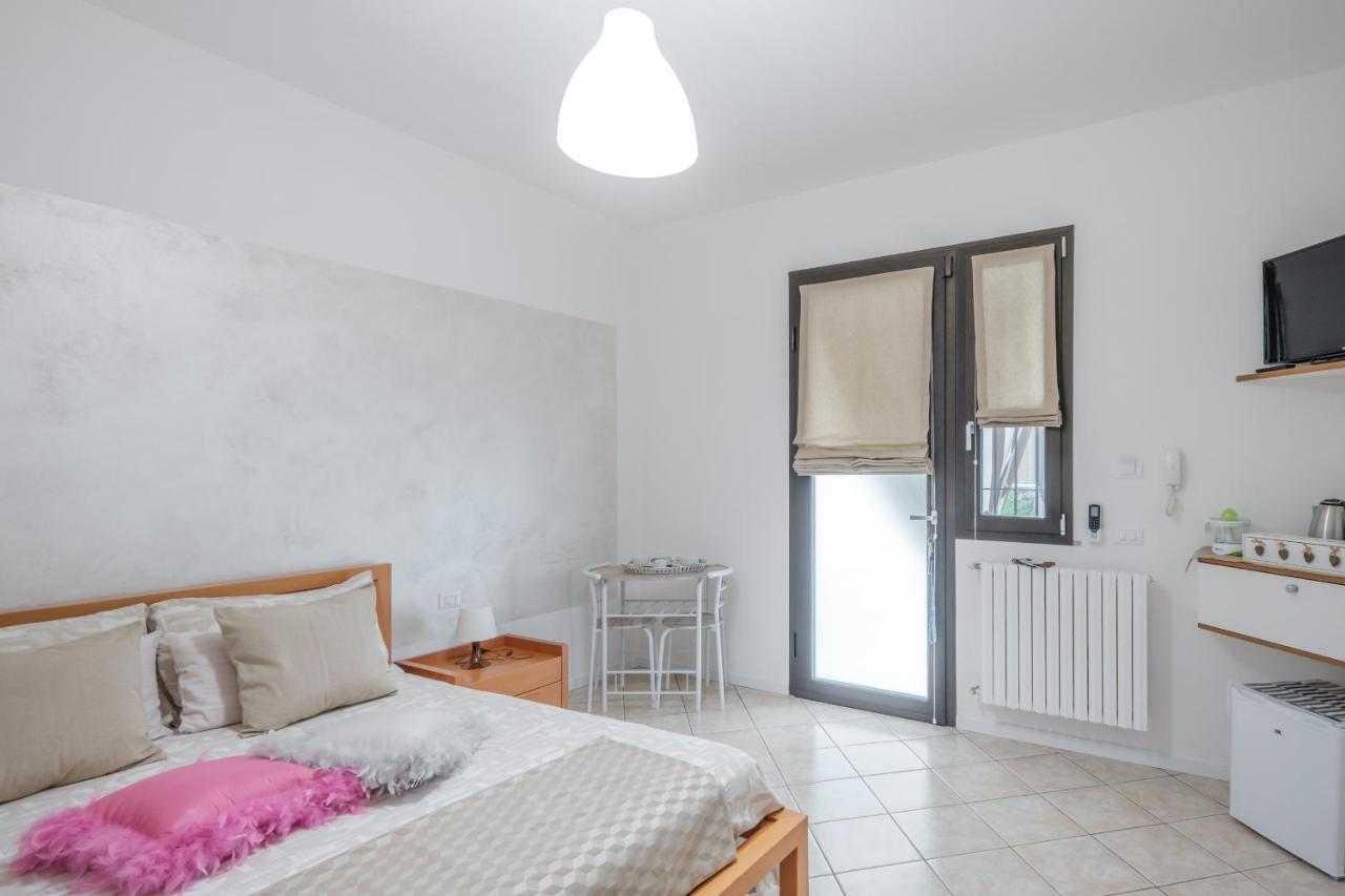 B&B Casa Gaia - Sirmione Exterior foto